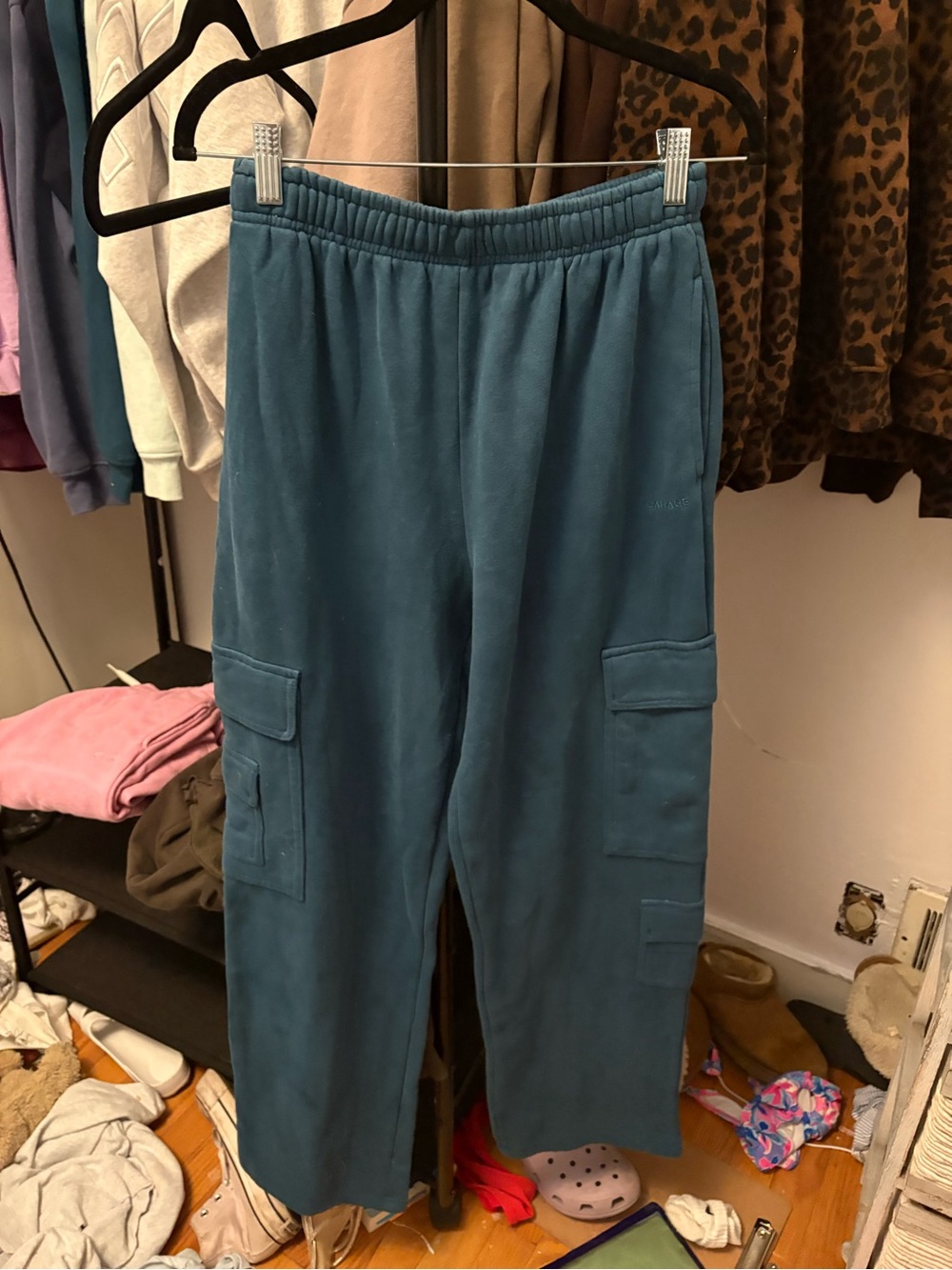 Garage Cargo sweats